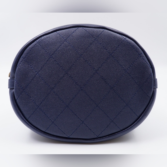 ❌️❌️SOLD ❌️❌️AT38❤️Chanel CC Lovely Chain Bucket Bag - Picture 13 of 16